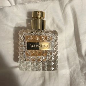 Valentino Donna Perfume